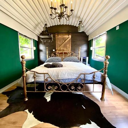 크로넨버그 Gleis 1, Eisenbahn Waggon Mit Whirlpool Und Ofen 빌라 외부 사진